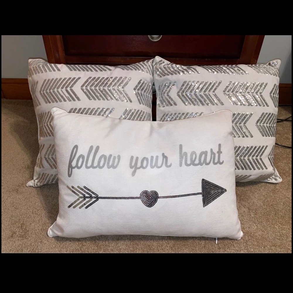 Throw pillows